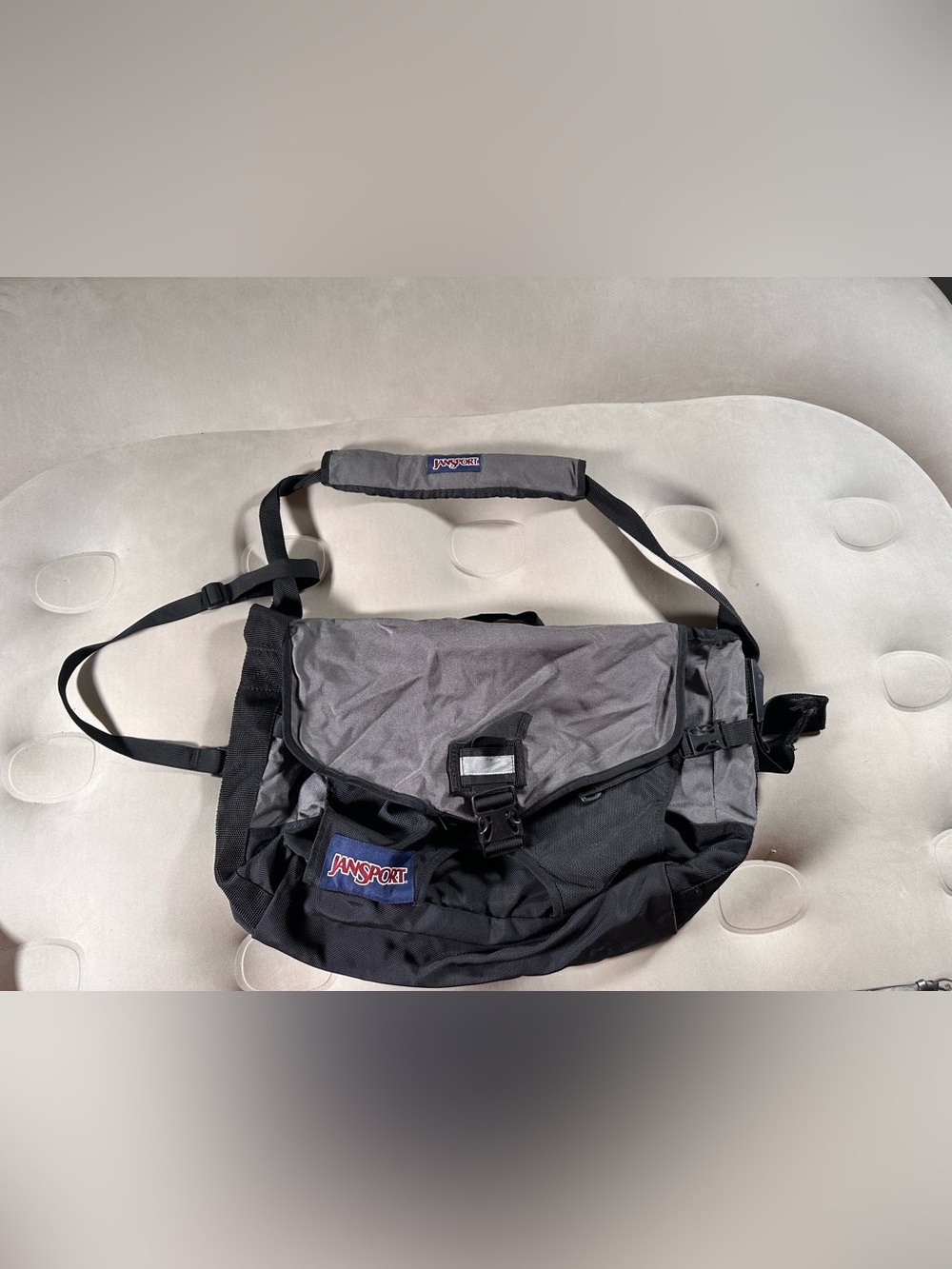 Jansport Vintage Messenger Retro Laptop School Travel Bag Gorpcore Y2K 2000s